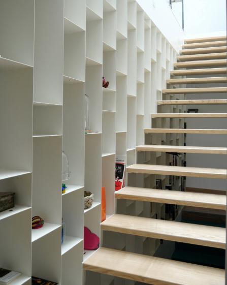 Bibliothèque escalier