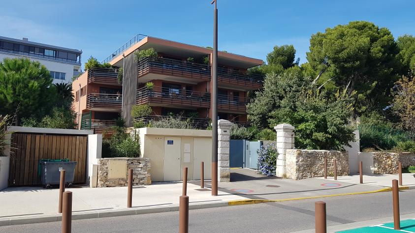 Vue sur entrée résidence