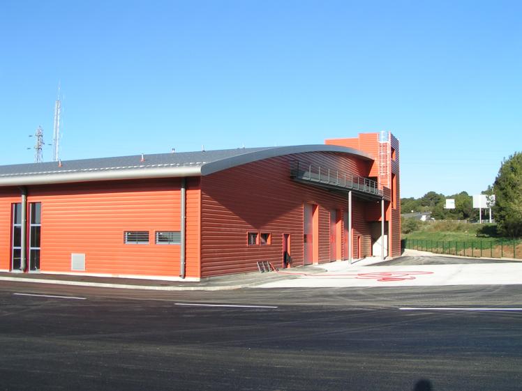 Remise à véhicules : angle Nord-est