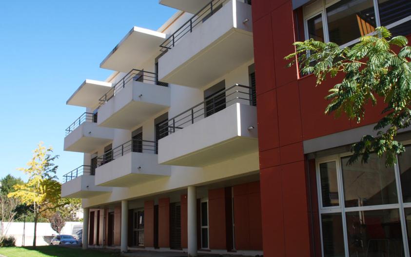 Hôpital de Lodève côté Lycée