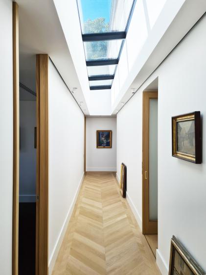 13-vue_interieure_couloir_rdc.jpg