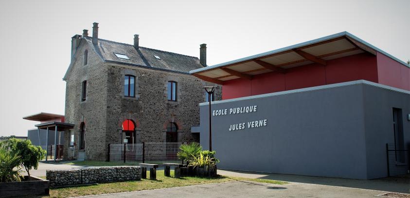 ecole_communale_commer_ext.jpg