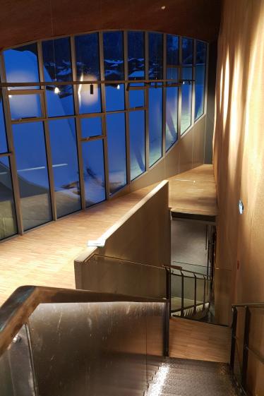 Foyer en double hauteur, perspectives