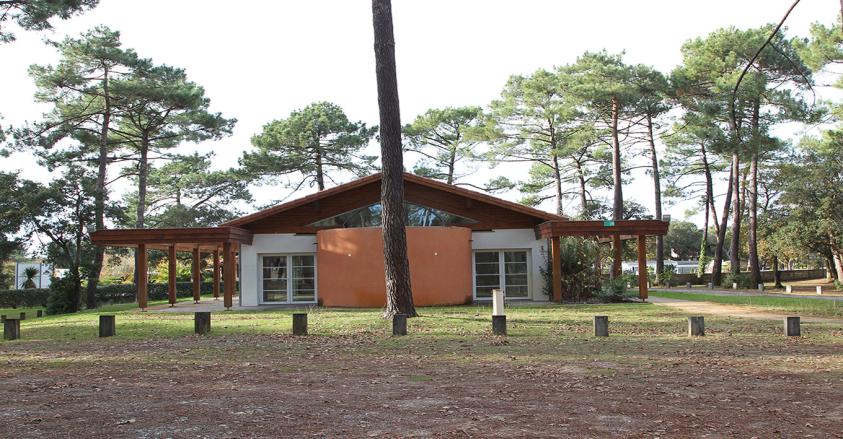 facade_entree_pano.jpg