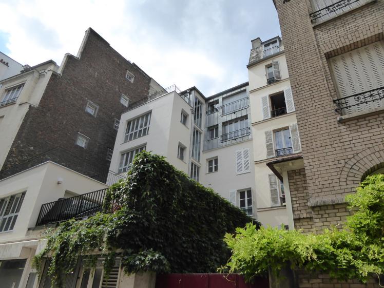 Façade impasse des prêtres