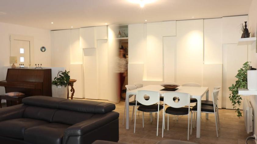 Rénovation maison et création de meuble multi-fonction par Cèlia Argilés Baró pr
