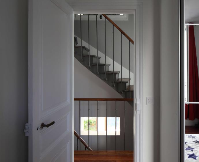 300_1828maisonpantinmeublee.jpg