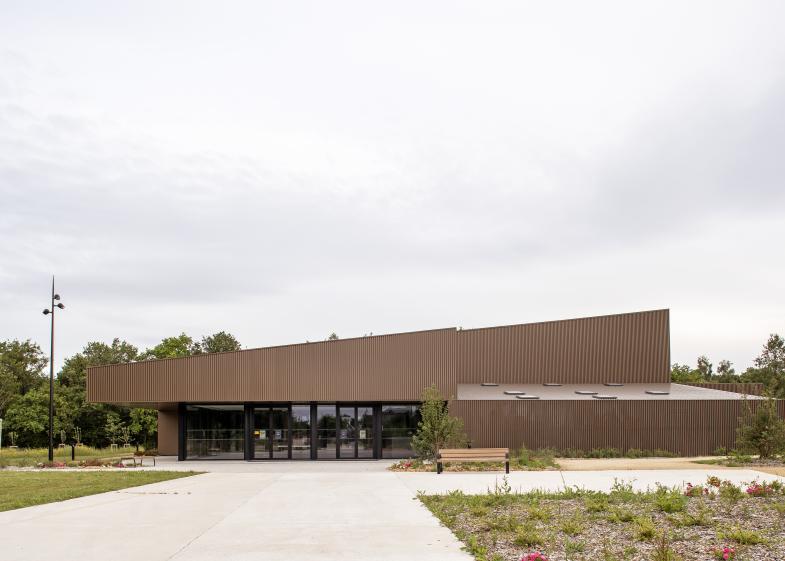 aga_salle_langdevant_hd_0-retouche.jpg