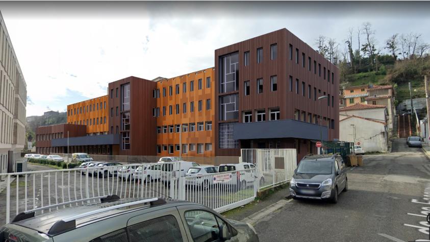VUE FACADE EST - ENTREE.