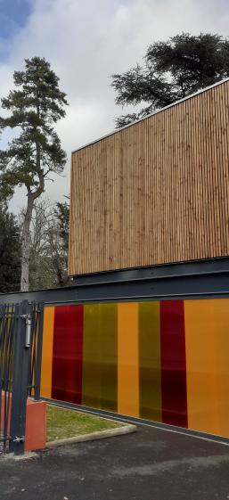 DETAIL SUR EXTENSION OSSATURE BOIS AU COLLEGE FRANCOIS VERDIER A LEZAT SUR LEZE.