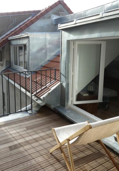 Terrasse sur cour.