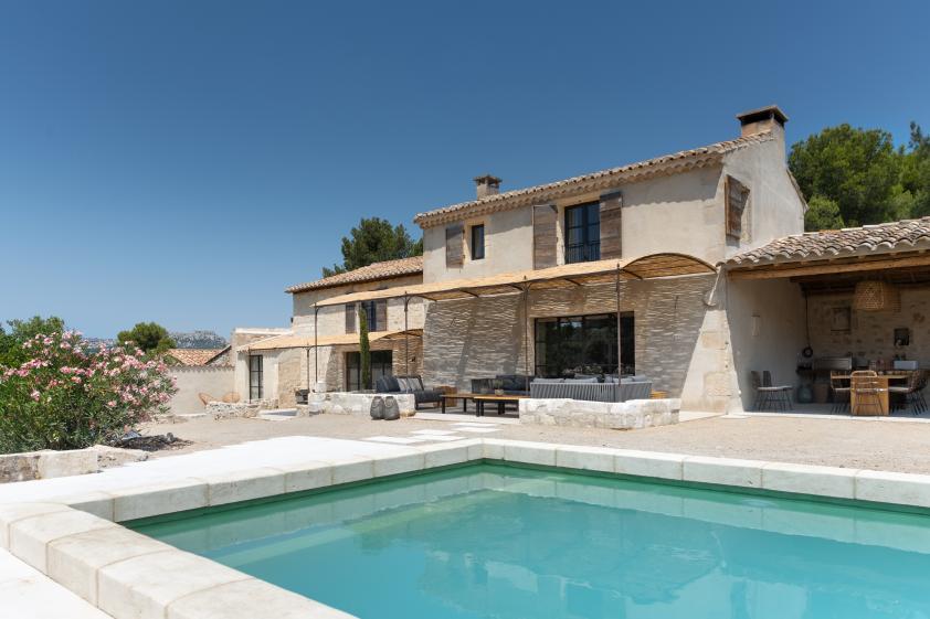 Rénovation d'une ancienne ferme en mas - Façade sud 02 