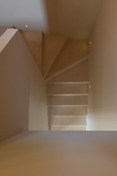 Rénovation d'une ancienne ferme en mas - Escalier 02