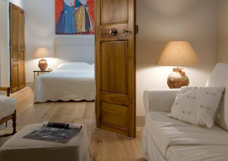 HOTEL DE CHARME - INTERIEUR - CHAMBRE 01