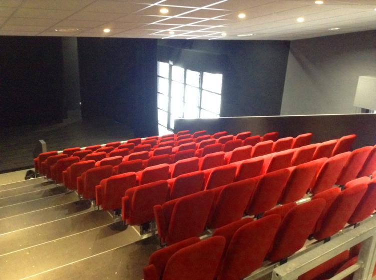 10237-phototheatreducentre3_2.jpg