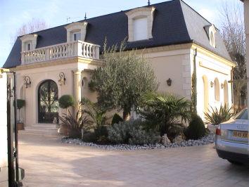 Maison neuve à la Mansart