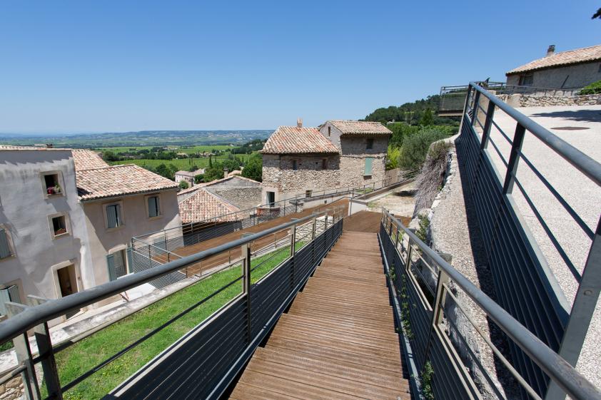 Aménagements paysagers et centre culturel à Gigondas