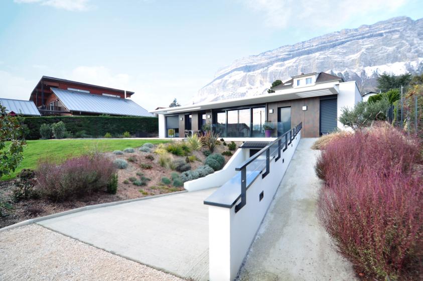 GCA, Villa DV