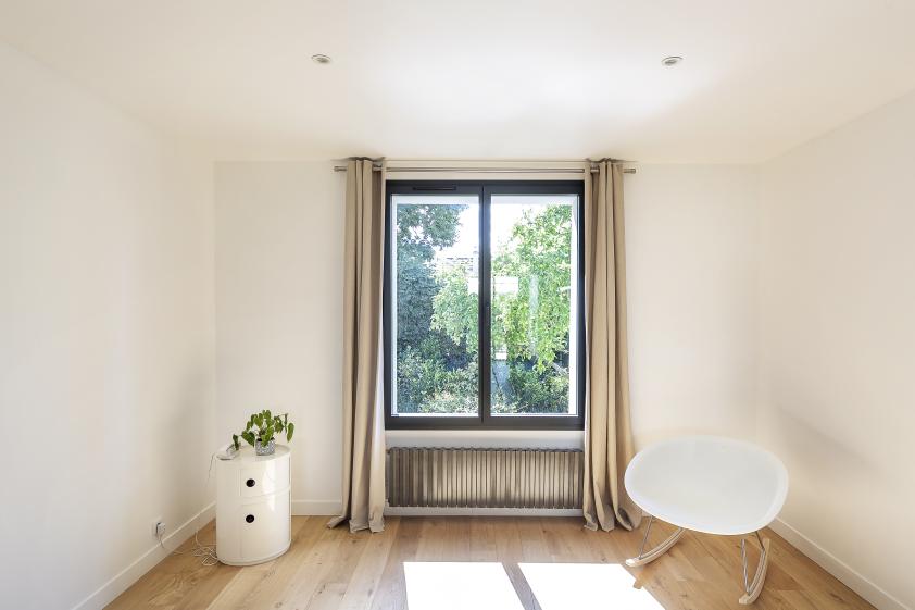 ISOLATION EXTERIEUR ET CHANGEMENT DES VOLETS D'UNE MAISON