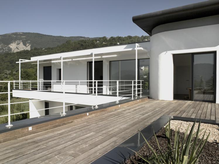 Construction d'une maison individuelle à Corenc 01 : extérieur