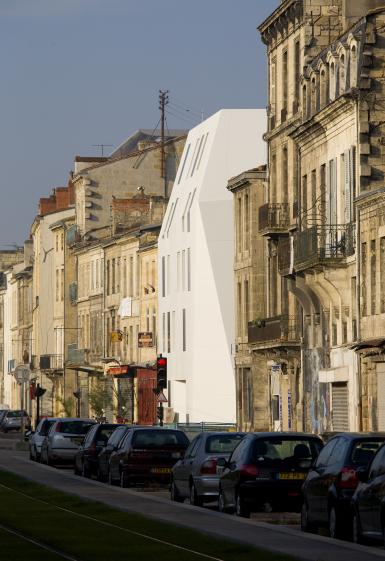 aakingkong-bordeaux-seekoo-ext-insertion_urbaine1.jpg