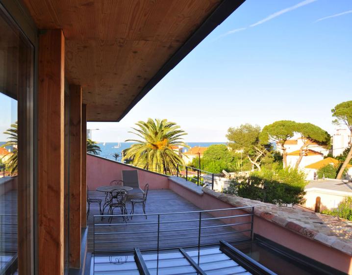antibes-architecture.jpg