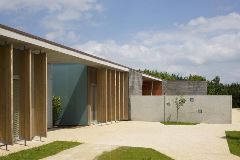 1_cid_d43ffb79-320f-4246-bce8-1ec7dc1801a4home_stephanechalmeau.jpg