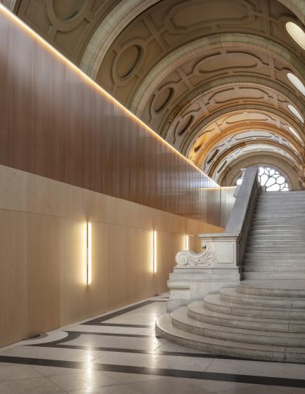 agence_beatrice_mouton_-_la_facade_nord_cseptet.jpg