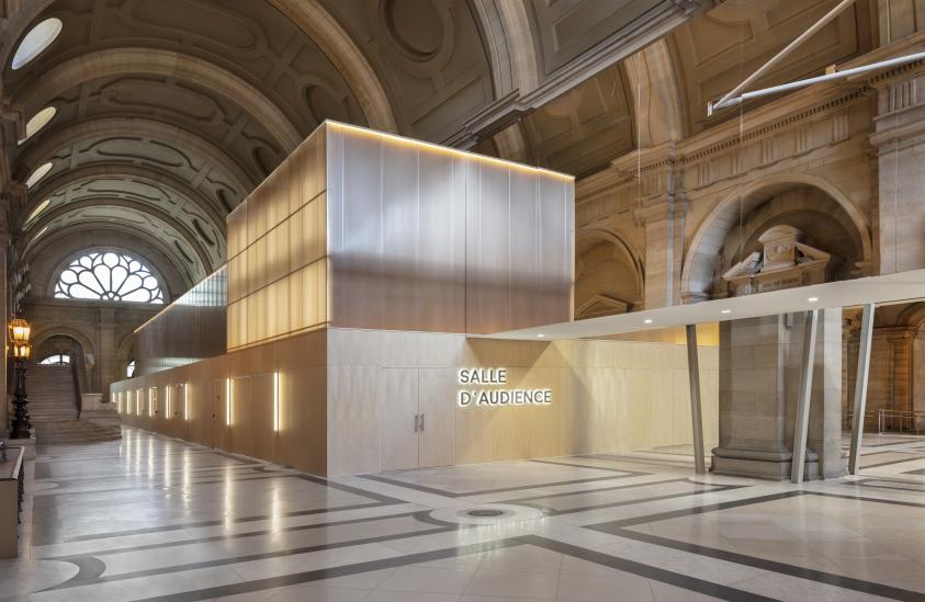 agence_beatrice_mouton_-_vue_exterieure_de_la_salle_daudience_cseptet.jpg