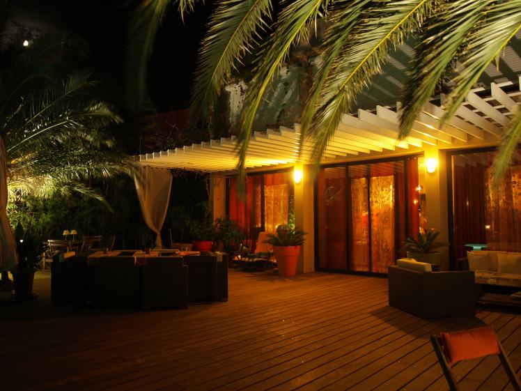 Terrasse vue de nuit