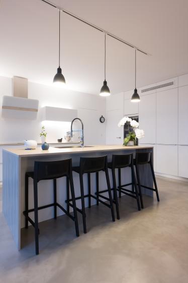 elia_kuhn_photographe_2021_charlotte_architecte-29.jpg