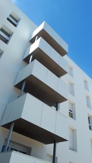 le_bourg_balcons_02.jpg