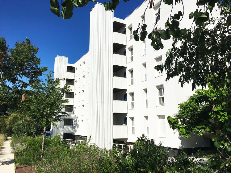 le_bourg_balcons_05.jpg