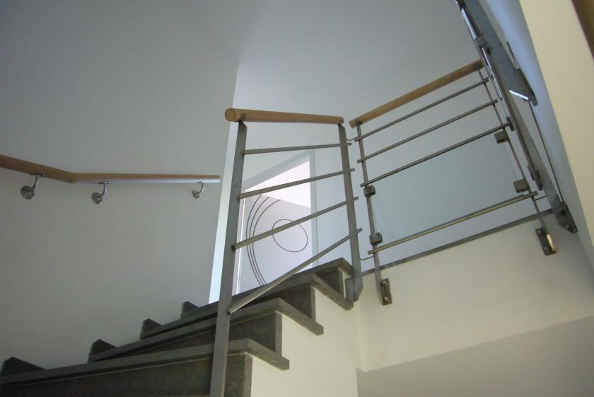 p1000298_c.jpg