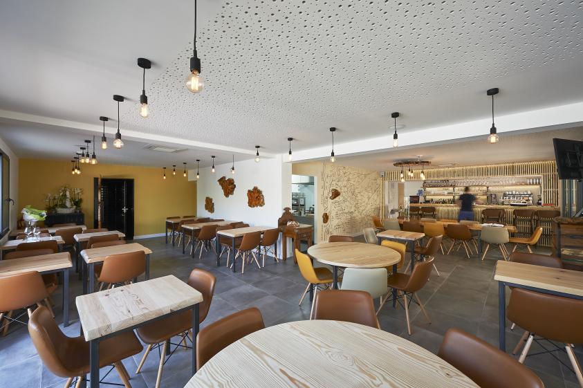 bistro_50-01.jpg