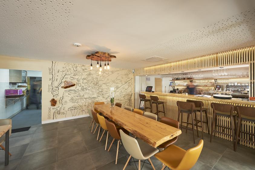 Bar et table d'hôte