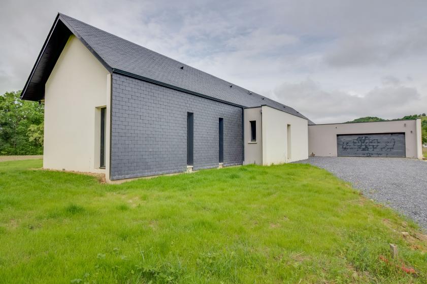 Construction d'une maison individuelle en secteur classé béarnais à LASSEUBE