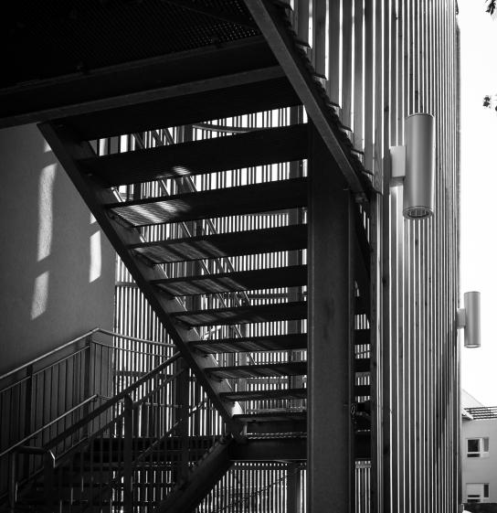 NOUVELLE CAGE D'ESCALIER