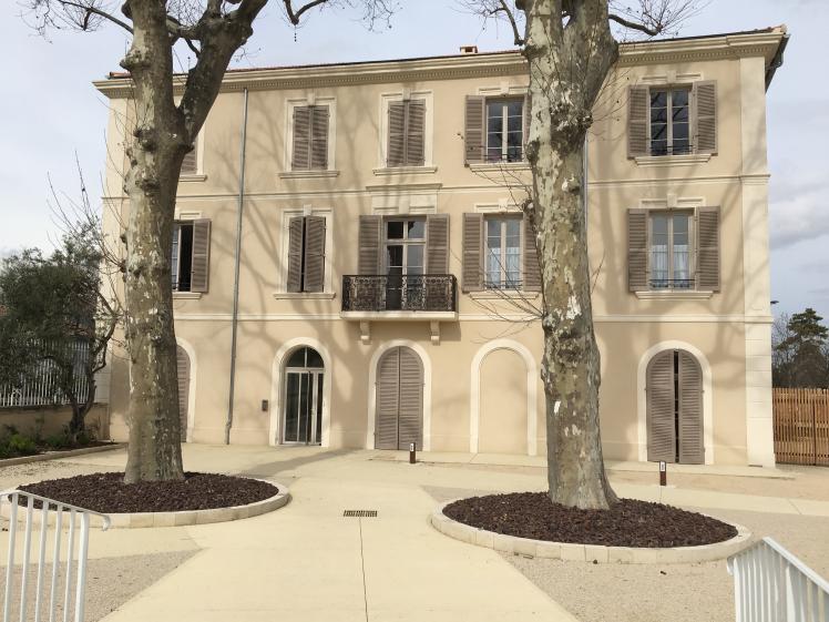 Entrée des logements