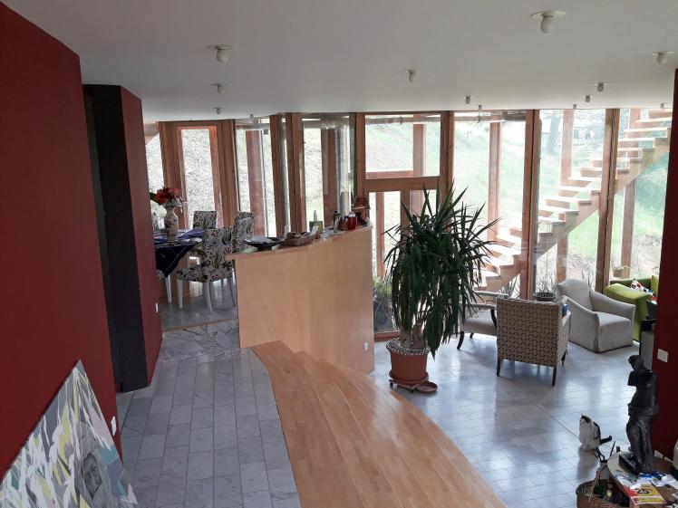 Vue du salon et de la salle à manger