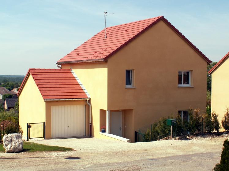 Vue de devant d'une des maisons