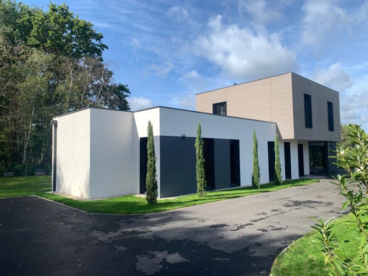 Maison Moderne en Bois Passive