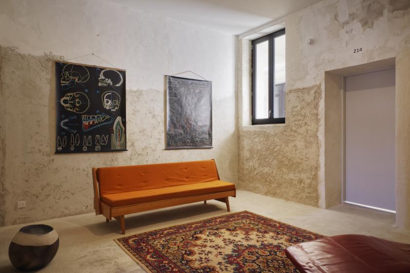 6_hotel_la_prison_-_salon_ccamille_gharbi.jpg