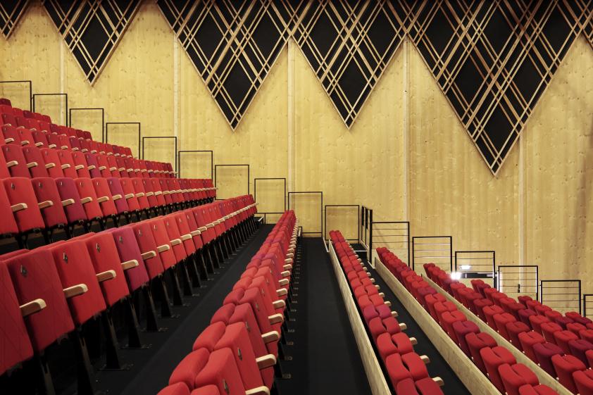 aarchitecture_theatre_cmarie_caroline_lucat-54.jpg