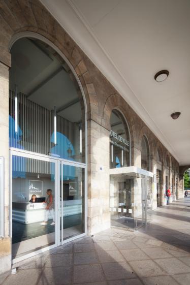 Hall d'accueil Adour / ALC ARCHITECTES