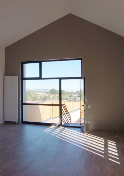Transformation d'une Blanchisserie en deux habitations 