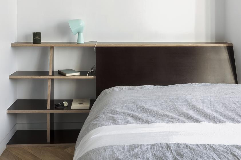 La chambre confortable, surement