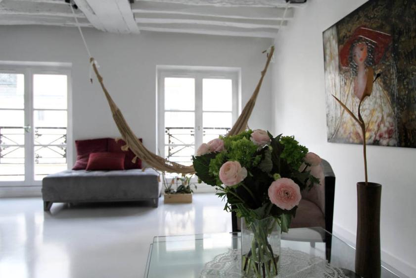 Rénovation complète d'un appartement dans le Marais à Paris - Séjour