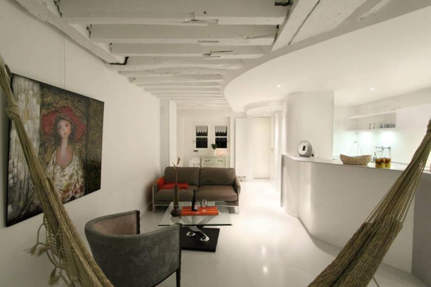 Rénovation complète d'un appartement dans le Marais à Paris - Séjour