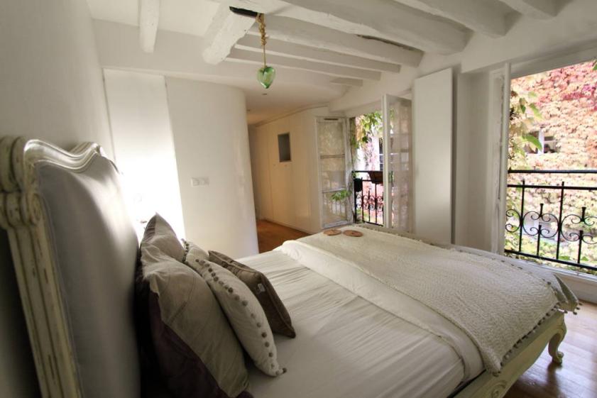 Rénovation complète d'un appartement dans le Marais à Paris - Chambre